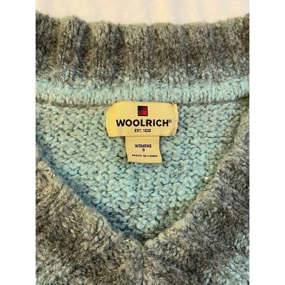 Woolrich Wool blend Cropped Ls sweater Womens Small S Aqua & Gray color block - Picture 2 of 7